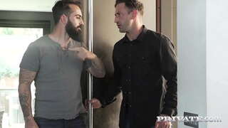 Tenei horny kaihe chick kakaho e kore e taea te tiki nui tikaokao! Ia e tana kaihe ki te mahi mā te tango i te kaha teen topanga e āki mai, me te rua hohonu te korokoro mahi i roto i te tohe fucked. Ki tonu i te Piunga Private.com!