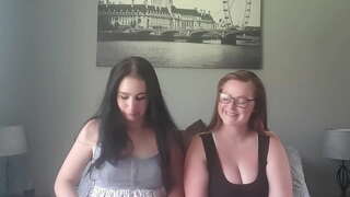 Iti vs big boobs paowa hikareti